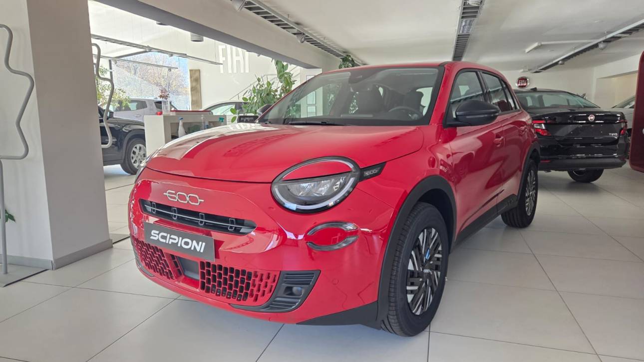 FIAT 600 1.2 HYBRID 110CV
