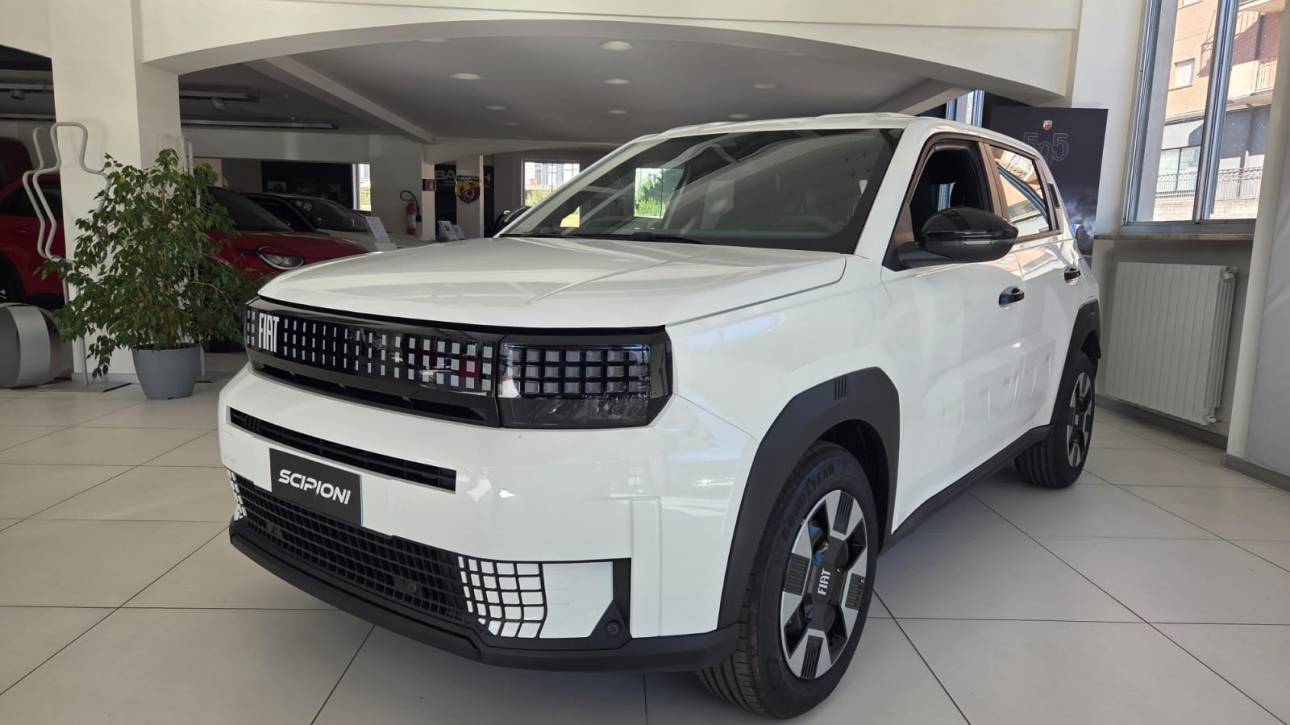 FIAT Grande PANDA 1.2 HYBRID 110CV