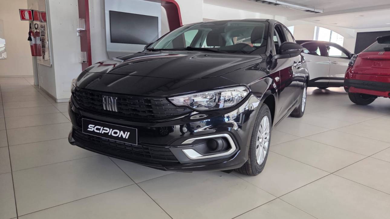 FIAT TIPO 1.6MJ 130CV Sedan