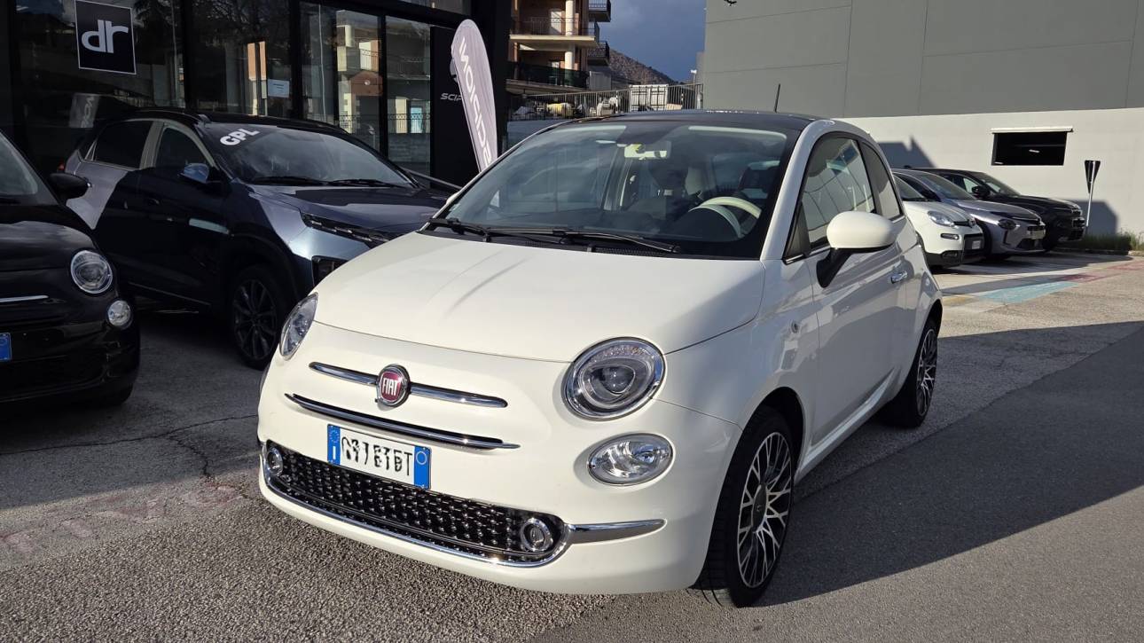 FIAT 500 1.0 HYBRID DOLCEVITA